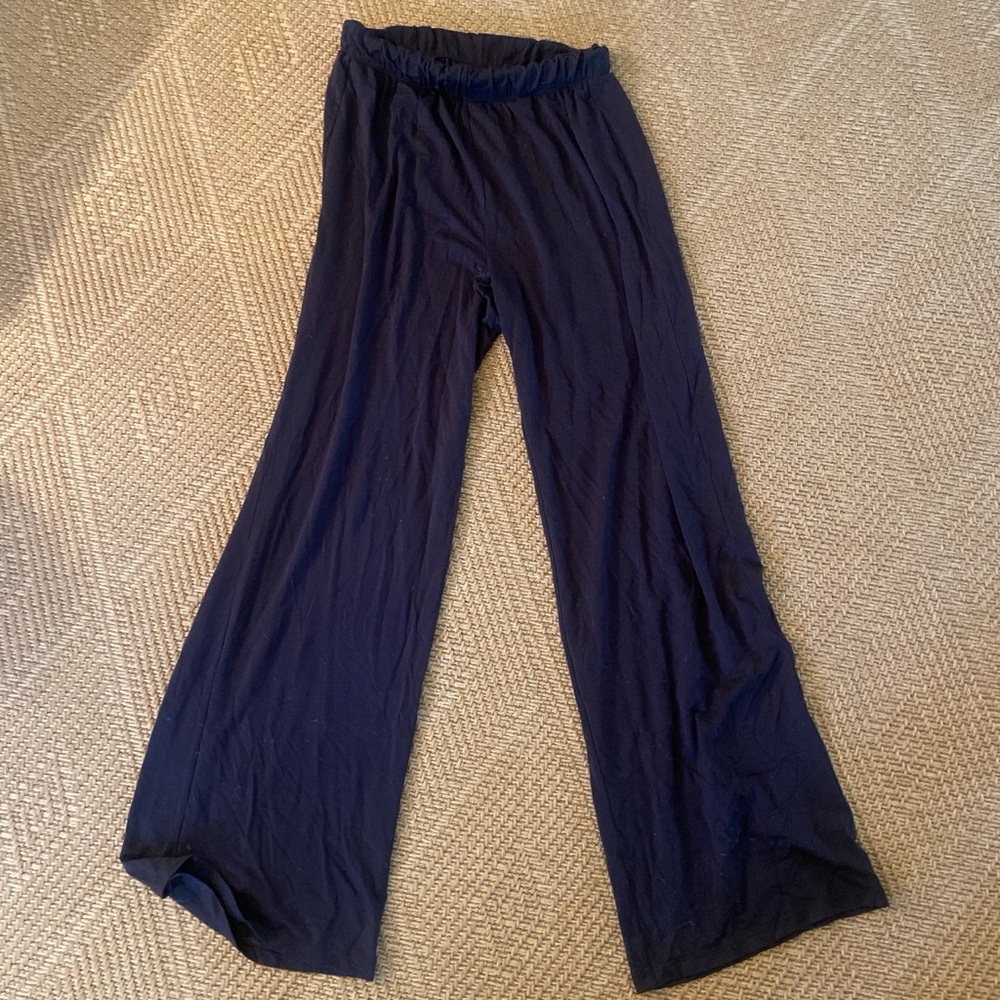 Parade wide leg black lounge pants in size small!